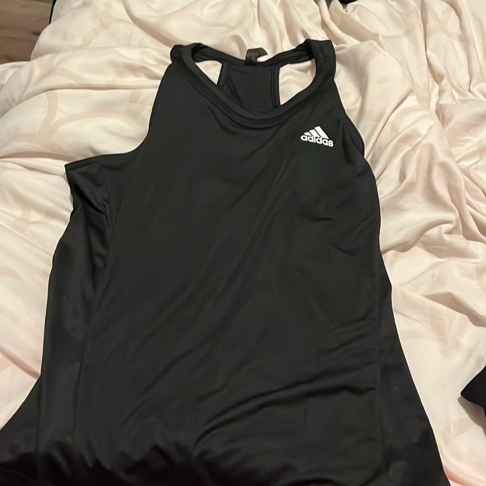 adidas XL tanktop